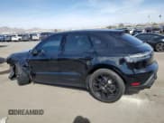 ✅ 2023 Porsche Macan GTS • VIN: WP1AF2A50PLB56880 • Лот: 51125795. Опубликован ранее на Copart с пробегом 17 637 миль. Бесплатный доступ к архиву аукционных продаж из США и подробный отчёт об истории автомобиля на DreamBid. Изображение 2.