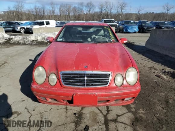 ✅ 2000 Mercedes-Benz CLK 320/430 • VIN: WDBLJ65G7YF159950 • Lot: 43239285. Wystawiony na Copart z przebiegiem Nie podano. Bezpłatny archiwum sprzedaży aukcyjnych z USA i szczegółowy raport historii pojazdu na DreamBid. Zdjęcie 5.