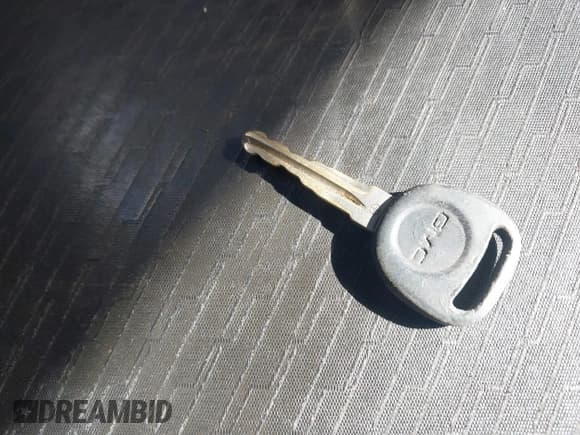 ✅ 2013 GMC Sierra 1500 Work Truck • VIN: 1GTN2TEX8DZ170566 • Лот: 41419618. Опубликован ранее на IAAI с пробегом 181 548 миль. Бесплатный доступ к архиву аукционных продаж из США и подробный отчёт об истории автомобиля на DreamBid. Изображение 11.