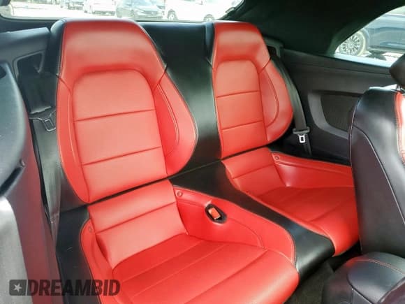 ✅ 2020 Ford Mustang GT Premium • VIN: 1FATP8FF3L5124277 • Lot: 61865115. Listed on Copart with 85,300 mi. Free auction sales archive from the USA and detailed vehicle history report at DreamBid. Image 10.