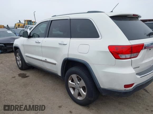 ✅ 2012 Jeep Grand Cherokee Limited • VIN: 1C4RJEBG9CC258371 • Лот: 43828085. Опубликован ранее на IAAI с пробегом 127 435 миль. Бесплатный доступ к архиву аукционных продаж из США и подробный отчёт об истории автомобиля на DreamBid. Изображение 3.