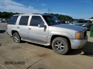 ✅ 1999 GMC Denali • VIN: 1GKEK13R0XR916686 • Lot: 61120914. Listed on Copart with 240,605 mi. Free auction sales archive from the USA and detailed vehicle history report at DreamBid. Image 4.