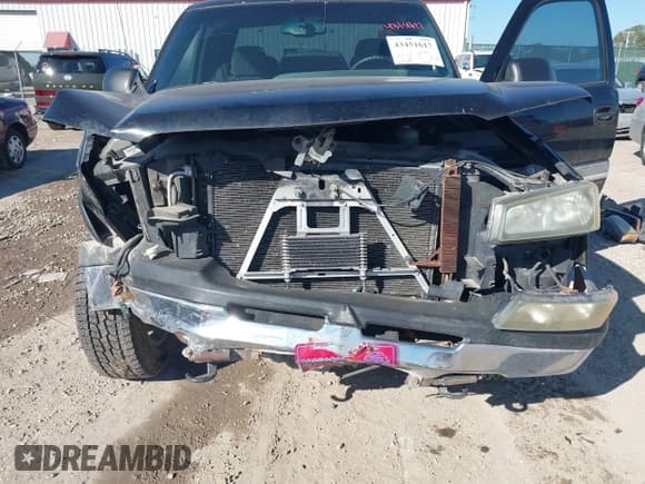 ✅ 2005 Chevrolet Silverado 1500 Z71 • VIN: 1GCEK19B05E312100 • Lot: 43451617. Listed on IAAI with 176,385 mi. Free auction sales archive from the USA and detailed vehicle history report at DreamBid. Image 6.