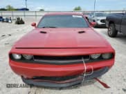 ✅ 2013 Dodge Challenger R/T Plus • VIN: 2C3CDYBT1DH579240 • Lot: 66565814. Wystawiony na Copart z przebiegiem 81 480 mil. Bezpłatny archiwum sprzedaży aukcyjnych z USA i szczegółowy raport historii pojazdu na DreamBid. Zdjęcie 5.