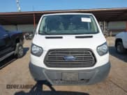 ✅ 2018 Ford Transit • VIN: 1FTYR2ZMXJKA21812 • Lot: 43054561. Wystawiony na IAAI z przebiegiem 219 255 mil. Bezpłatny archiwum sprzedaży aukcyjnych z USA i szczegółowy raport historii pojazdu na DreamBid. Zdjęcie 12.