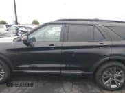 ✅ 2021 Ford Explorer XLT • VIN: 1FMSK7DH3MGA31425 • Lot: 43692608. Wystawiony na IAAI z przebiegiem 79 798 mil. Bezpłatny archiwum sprzedaży aukcyjnych z USA i szczegółowy raport historii pojazdu na DreamBid. Zdjęcie 15.