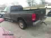 2005 Dodge 3500 SLT z VIN 3D7LS38C65G768954, wystawiony jako IAAI lot #40947309 z przebiegiem 262 829 mil mil oraz . Historia ofert i sprzedaży dostępna na DreamBid. Obrazek 3.