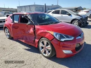 ✅ 2017 Hyundai Veloster • VIN: KMHTC6AD6HU315510 • Lot: 80117174. Wystawiony na Copart z przebiegiem 63 428 mil. Bezpłatny archiwum sprzedaży aukcyjnych z USA i szczegółowy raport historii pojazdu na DreamBid. Zdjęcie 4.