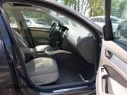 ✅ 2010 Audi A4 Premium Plus • VIN: WAUEFAFL8AN054143 • Lot: 42833312. Wystawiony na IAAI z przebiegiem 225 713 mil. Bezpłatny archiwum sprzedaży aukcyjnych z USA i szczegółowy raport historii pojazdu na DreamBid. Zdjęcie 5.