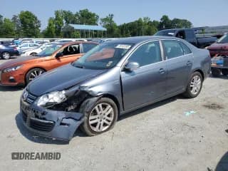 ✅ 2007 Volkswagen Jetta Wolfsburg Edition • VIN: 3VWEF71K57M182523 • Лот: 59145595. Опубликован ранее на Copart с пробегом 170 841 миль. Бесплатный доступ к архиву аукционных продаж из США и подробный отчёт об истории автомобиля на DreamBid. Изображение 1.