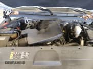 ✅ 2017 GMC Yukon Denali • VIN: 1GKS2CKJ2HR371411 • Lot: 91143895. Wystawiony na Copart z przebiegiem 146 227 mil. Bezpłatny archiwum sprzedaży aukcyjnych z USA i szczegółowy raport historii pojazdu na DreamBid. Zdjęcie 16.