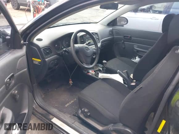 2009 Hyundai Accent GS с VIN KMHCM36C29U135759, выставлен на аукционе IAAI как лот 42058051 с пробегом 72 560 миль миль и . История ставок и продаж доступна на DreamBid. Изображение 5.