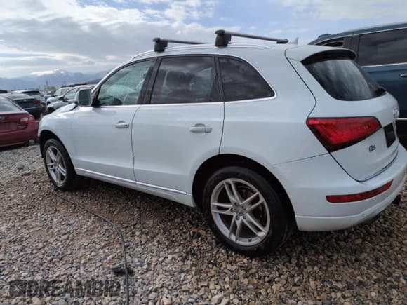✅ 2015 Audi Q5 Premium Plus • VIN: WA1LFAFP5FA020487 • Lot: 56235525. Listed on Copart with 103,495 mi. Free auction sales archive from the USA and detailed vehicle history report at DreamBid. Image 2.