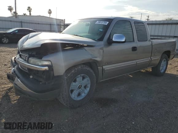 ✅ 2002 Chevrolet Silverado 1500 LS • VIN: 2GCEC19V321309745 • Лот: 76613754. Опубликован ранее на Copart с пробегом 132 051 миль. Бесплатный доступ к архиву аукционных продаж из США и подробный отчёт об истории автомобиля на DreamBid. Изображение 1.