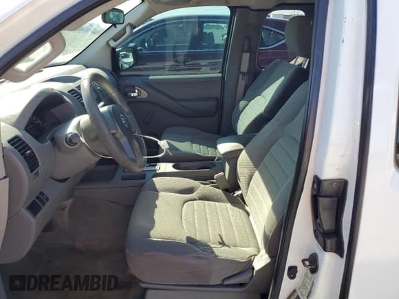 ✅ 2013 Nissan Frontier S • VIN: 1N6BD0CT4DN749747 • Lot: 90654605. Wystawiony na Copart z przebiegiem 120 803 mil. Bezpłatny archiwum sprzedaży aukcyjnych z USA i szczegółowy raport historii pojazdu na DreamBid. Zdjęcie 7.