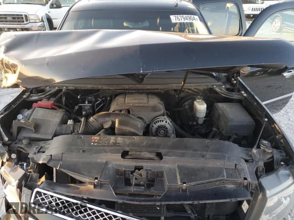 ✅ 2012 Chevrolet Suburban LTZ • VIN: 1GNSKKE75CR134238 • Lot: 76794904. Wystawiony na Copart z przebiegiem 167 508 mil. Bezpłatny archiwum sprzedaży aukcyjnych z USA i szczegółowy raport historii pojazdu na DreamBid. Zdjęcie 13.