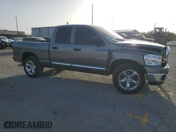 2008 Dodge 1500 SLT z VIN 1D7HA18288S611878, wystawiony jako Copart lot #71421364 z przebiegiem 95 835 mil mil oraz Szkoda całkowita • Salvage title. Historia ofert i sprzedaży dostępna na DreamBid. Obrazek 4.