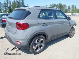 ✅ 2022 Hyundai Venue SEL • VIN: KMHRC8A34NU161274 • Lot: 42406706. Listed on IAAI with 9,500 mi. Free auction sales archive from the USA and detailed vehicle history report at DreamBid. Image 4.