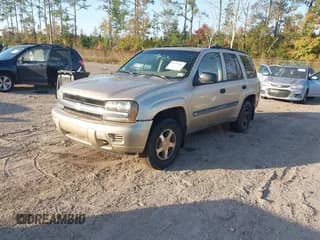 ✅ 2004 Chevrolet TrailBlazer LT • VIN: 1GNDT13S842175559 • Лот: 43757837. Опубликован ранее на IAAI с пробегом Не указан. Бесплатный доступ к архиву аукционных продаж из США и подробный отчёт об истории автомобиля на DreamBid. Изображение 2.