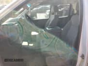 ✅ 2017 Chevrolet Silverado 2500HD Work Truck • VIN: 1GC2KUEG3HZ217680 • Lot: 70592044. Wystawiony na Copart z przebiegiem 303 506 mil. Bezpłatny archiwum sprzedaży aukcyjnych z USA i szczegółowy raport historii pojazdu na DreamBid. Zdjęcie 7.