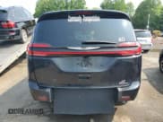 ✅ 2022 Chrysler Pacifica Touring • VIN: 2C4RC1FG1NR199419 • Lot: 55379035. Wystawiony na Copart z przebiegiem 57 566 mil. Bezpłatny archiwum sprzedaży aukcyjnych z USA i szczegółowy raport historii pojazdu na DreamBid. Zdjęcie 6.