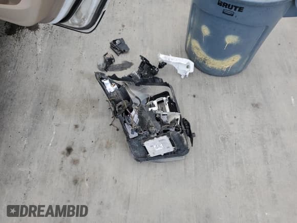 ✅ 2013 Cadillac SRX Premium Collection • VIN: 3GYFNJE37DS624486 • Lot: 70099255. Listed on Copart with Not provided. Free auction sales archive from the USA and detailed vehicle history report at DreamBid. Image 12.