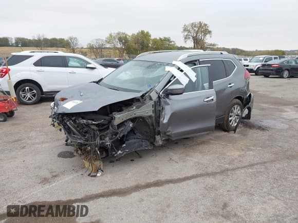 ✅ 2018 Nissan Rogue SV • VIN: KNMAT2MV4JP612370 • Lot: 43441570. Wystawiony na IAAI z przebiegiem 114 149 mil. Bezpłatny archiwum sprzedaży aukcyjnych z USA i szczegółowy raport historii pojazdu na DreamBid. Zdjęcie 2.