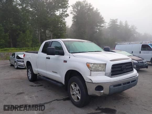 ✅ 2008 Toyota Tundra • VIN: 5TBBV54118S500714 • Лот: 42729072. Опубликован ранее на IAAI с пробегом 244 893 миль. Бесплатный доступ к архиву аукционных продаж из США и подробный отчёт об истории автомобиля на DreamBid. Изображение 1.