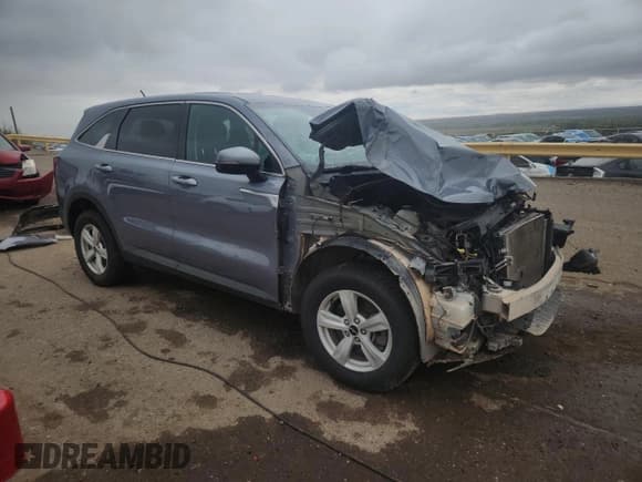 ✅ 2022 Kia Sorento LX • VIN: 5XYRGDLC6NG100315 • Lot: 86539155. Listed on Copart with 110,695 mi. Free auction sales archive from the USA and detailed vehicle history report at DreamBid. Image 4.