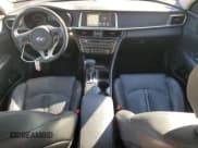 ✅ 2016 Kia Optima EX • VIN: 5XXGU4L30GG048302 • Lot: 91525595. Wystawiony na Copart z przebiegiem 110 487 mil. Bezpłatny archiwum sprzedaży aukcyjnych z USA i szczegółowy raport historii pojazdu na DreamBid. Zdjęcie 8.