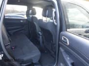 ✅ 2017 Jeep Grand Cherokee Laredo • VIN: 1C4RJEAG7HC823290 • Lot: 43777289. Listed on IAAI with 79,926 mi. Free auction sales archive from the USA and detailed vehicle history report at DreamBid. Image 8.