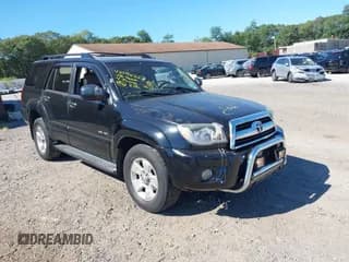 ✅ 2006 Toyota 4Runner SR5 • VIN: JTEBU14R368056855 • Lot: 43346325. Wystawiony na IAAI z przebiegiem 240 519 mil. Bezpłatny archiwum sprzedaży aukcyjnych z USA i szczegółowy raport historii pojazdu na DreamBid. Zdjęcie 1.
