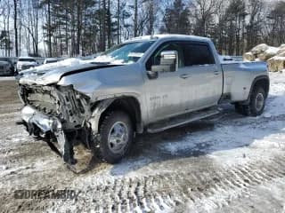 ✅ 2020 Chevrolet Silverado 3500HD LTZ • VIN: 1GC4YUEY9LF206581 • Lot: 44135545. Listed on Copart with 74,152 mi. Free auction sales archive from the USA and detailed vehicle history report at DreamBid. Image 1.