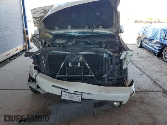 ✅ 2002 Chevrolet Suburban Z71 • VIN: 3GNFK16Z52G356496 • Лот: 61204945. Опубликован ранее на Copart с пробегом 260 121 миль. Бесплатный доступ к архиву аукционных продаж из США и подробный отчёт об истории автомобиля на DreamBid. Изображение 5.