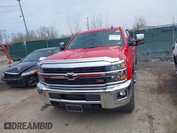 ✅ 2015 Chevrolet Silverado 2500HD LTZ • VIN: 1GC1KWE83FF616085 • Lot: 41987956. Listed on IAAI with 72,950 mi. Free auction sales archive from the USA and detailed vehicle history report at DreamBid. Image 12.