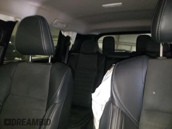 ✅ 2024 Mitsubishi Outlander SE • VIN: JA4J3VA82RZ089070 • Lot: 92466835. Listed on Copart with 26,188 mi. Free auction sales archive from the USA and detailed vehicle history report at DreamBid. Image 10.