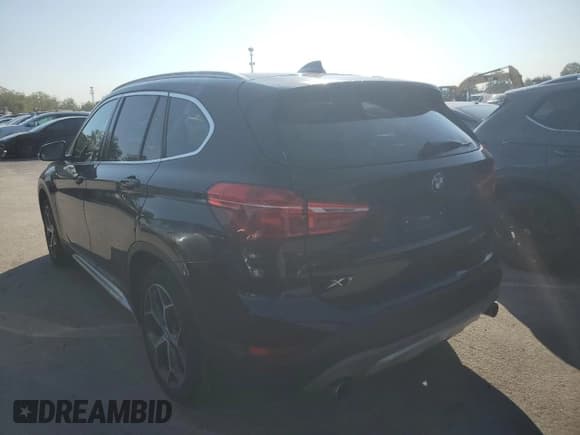 ✅ 2019 BMW X1 xDrive28i • VIN: WBXHT3C59K5L36452 • Лот: 72072505. Опубликован ранее на Copart с пробегом 81 791 миль. Бесплатный доступ к архиву аукционных продаж из США и подробный отчёт об истории автомобиля на DreamBid. Изображение 2.