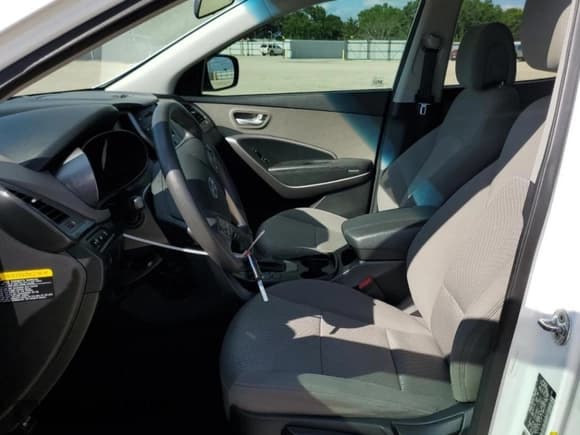 ✅ 2016 Hyundai Santa Fe • VIN: 5XYZTDLB2GG331279 • Лот: 55819724. Опубликован ранее на Copart с пробегом 102 235 миль. Бесплатный доступ к архиву аукционных продаж из США и подробный отчёт об истории автомобиля на DreamBid. Изображение 7.