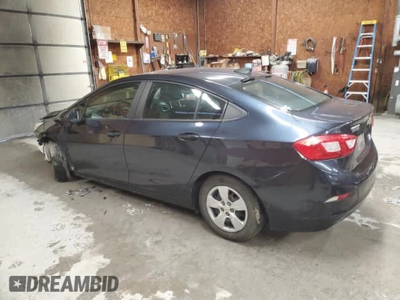 ✅ 2016 Chevrolet Cruze LS • VIN: 1G1BC5SM7G7302148 • Лот: 67942602. Опубликован ранее на Copart с пробегом 101 615 миль. Бесплатный доступ к архиву аукционных продаж из США и подробный отчёт об истории автомобиля на DreamBid. Изображение 2.