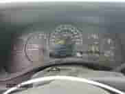 ✅ 2005 Chevrolet Silverado 1500 Work Truck • VIN: 1GCEC14X75Z138339 • Lot: 74379614. Wystawiony na Copart z przebiegiem 133 407 mil mil. Skorzystaj z bezpłatnego archiwum sprzedaży aukcyjnych z USA i zobacz szczegółowy raport historii pojazdu na DreamBid. Zdjęcie 9.