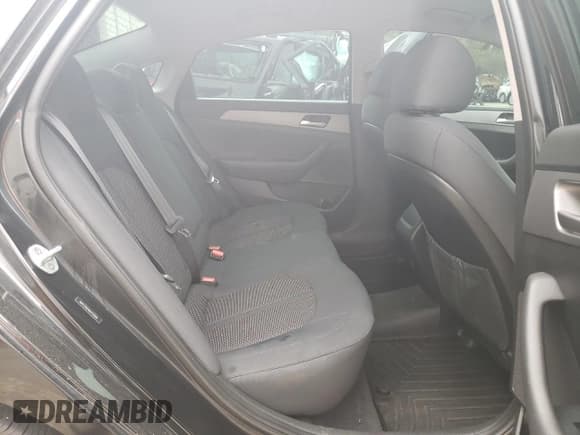 ✅ 2019 Hyundai Sonata SE • VIN: 5NPE24AF0KH731849 • Лот: 46371503. Опубликован ранее на Copart с пробегом 82 579 миль. Бесплатный доступ к архиву аукционных продаж из США и подробный отчёт об истории автомобиля на DreamBid. Изображение 10.