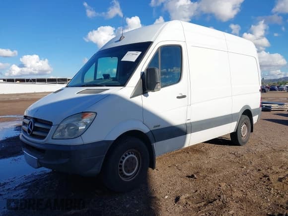 ✅ 2013 Mercedes-Benz Sprinter Cargo • VIN: WD3PE7CC9D5812625 • Lot: 43770958. Listed on IAAI with 204,305 mi. Free auction sales archive from the USA and detailed vehicle history report at DreamBid. Image 17.