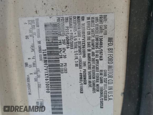 ✅ 1999 Lincoln Continental • VIN: 1LNHM97V1XY610090 • Lot: 50447685. Wystawiony na Copart z przebiegiem 105 375 mil. Bezpłatny archiwum sprzedaży aukcyjnych z USA i szczegółowy raport historii pojazdu na DreamBid. Zdjęcie 12.