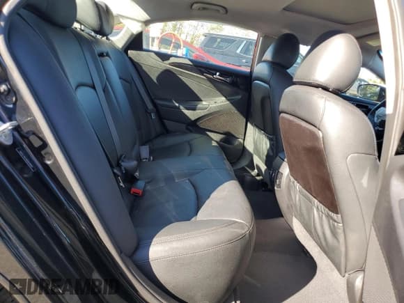 ✅ 2013 Hyundai Sonata SE • VIN: 5NPEC4AC4DH648981 • Lot: 87291975. Listed on Copart with 128,585 mi. Free auction sales archive from the USA and detailed vehicle history report at DreamBid. Image 10.