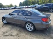 ✅ 2015 BMW 3 Series 320i • VIN: WBA3B1G5XFNT63817 • Лот: 84035655. Опубликован ранее на Copart с пробегом 148 028 миль. Бесплатный доступ к архиву аукционных продаж из США и подробный отчёт об истории автомобиля на DreamBid. Изображение 2.