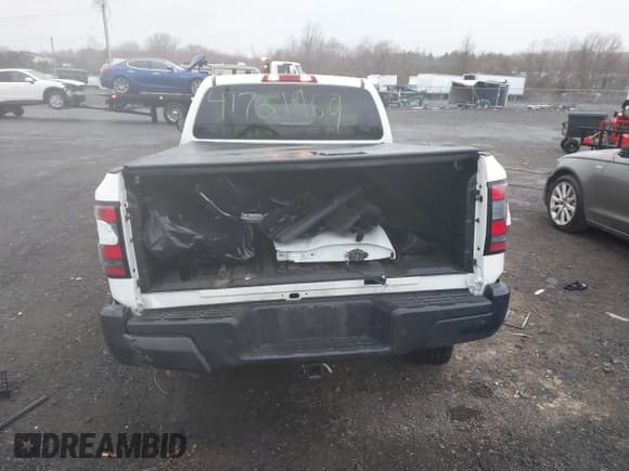✅ 2024 Nissan Frontier S • VIN: 1N6ED1CL0RN645850 • Lot: 41721969. Listed on IAAI with 20,387 mi. Free auction sales archive from the USA and detailed vehicle history report at DreamBid. Image 17.
