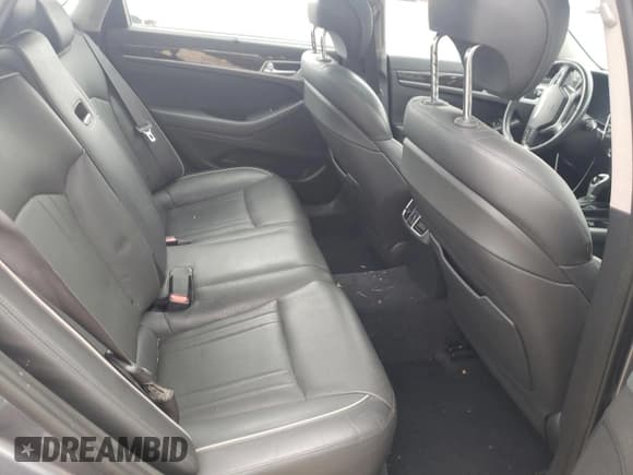 ✅ 2015 Hyundai Genesis 3.8L • VIN: KMHGN4JE2FU040952 • Lot: 39040332. Wystawiony na Copart z przebiegiem 113 872 mil. Bezpłatny archiwum sprzedaży aukcyjnych z USA i szczegółowy raport historii pojazdu na DreamBid. Zdjęcie 6.