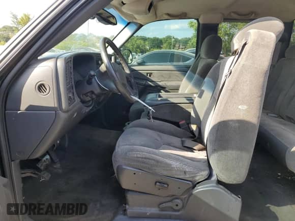 ✅ 2004 Chevrolet Silverado 1500 Z71 • VIN: 1GCEK19T04E386592 • Lot: 68669734. Wystawiony na Copart z przebiegiem 188 404 mil mil. Skorzystaj z bezpłatnego archiwum sprzedaży aukcyjnych z USA i zobacz szczegółowy raport historii pojazdu na DreamBid. Zdjęcie 7.