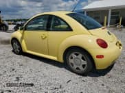 ✅ 2001 Volkswagen Beetle GLS • VIN: 3VWCP21C81M478689 • Lot: 56419645. Wystawiony na Copart z przebiegiem 184 682 mil. Bezpłatny archiwum sprzedaży aukcyjnych z USA i szczegółowy raport historii pojazdu na DreamBid. Zdjęcie 2.