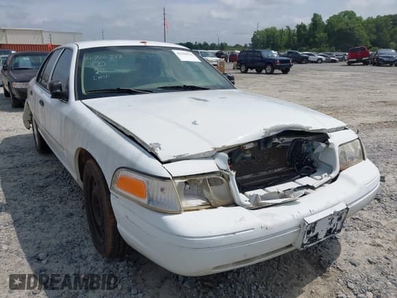✅ 2009 Ford Police Interceptor • VIN: 2FAHP71V39X112524 • Lot: 42358570. Listed on IAAI with Not provided. Free auction sales archive from the USA and detailed vehicle history report at DreamBid. Image 6.